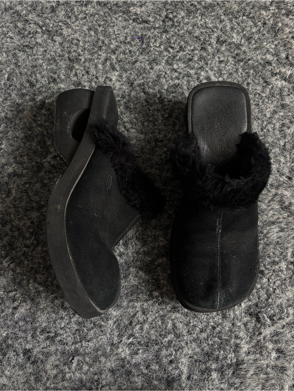 Skechers clogs